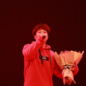 美女大🐻300%裸体
